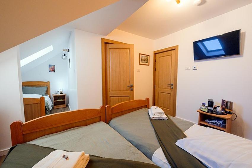 Guest house Casa Lucretia 4*