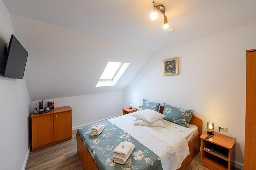 Guest house Casa Lucretia 4*